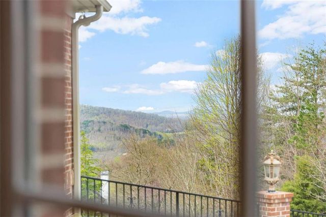 777 Oak Pointe Drive, Cleveland, GA 30528