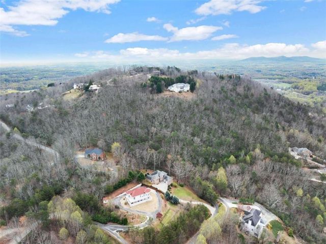 777 Oak Pointe Drive, Cleveland, GA 30528