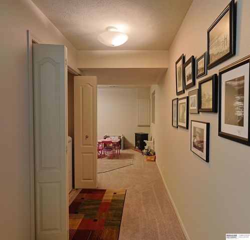 4902 N 155th Avenue, Omaha, NE 68116