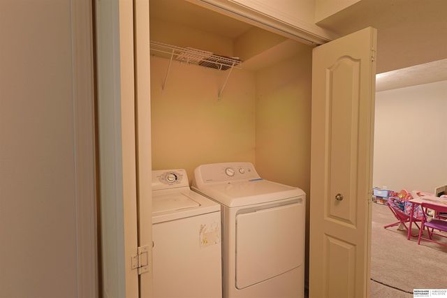 4902 N 155th Avenue, Omaha, NE 68116