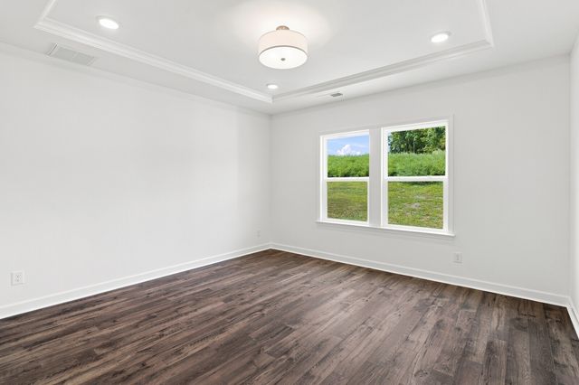 1924 Hildebrand Lane, Columbia, TN 38401