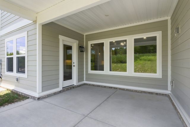 1924 Hildebrand Lane, Columbia, TN 38401