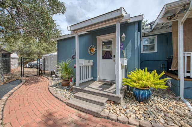 46828 W Skyline Ridge Rd, Coarsegold, CA 93614