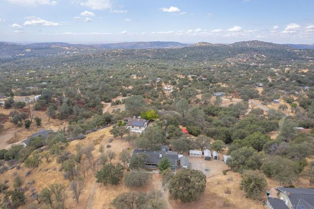 46828 W Skyline Ridge Rd, Coarsegold, CA 93614