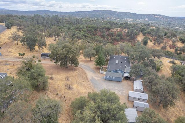 46828 W Skyline Ridge Rd, Coarsegold, CA 93614