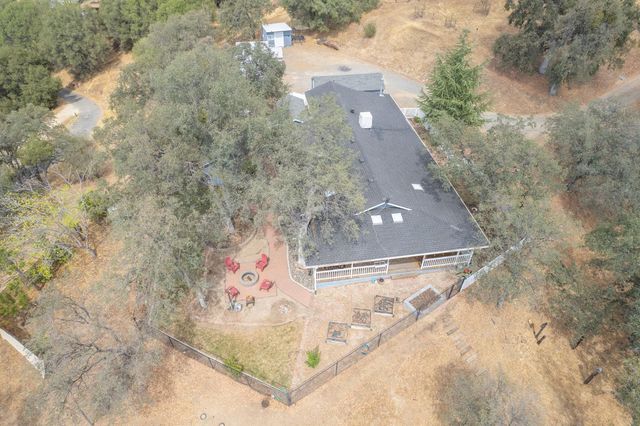 46828 W Skyline Ridge Rd, Coarsegold, CA 93614