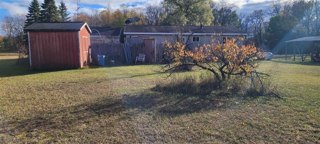 8570 E Hawley Road, Hesperia, MI 49421