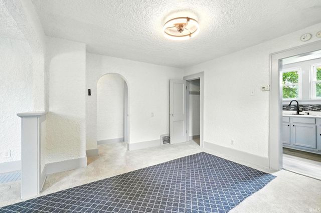 4202 Hanna Street, Fort Wayne, IN 46806