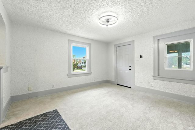 4202 Hanna Street, Fort Wayne, IN 46806