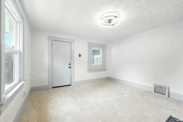 4202 Hanna Street, Fort Wayne, IN 46806