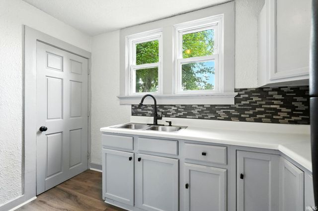 4202 Hanna Street, Fort Wayne, IN 46806