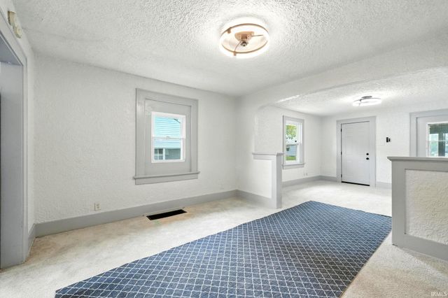 4202 Hanna Street, Fort Wayne, IN 46806