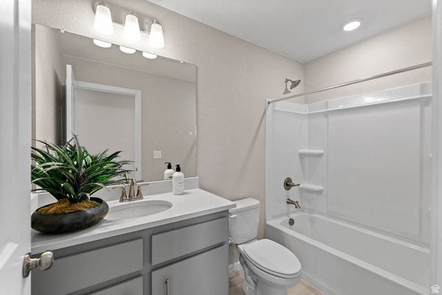 455 E KANAB CREEK DR, Saratoga Springs, UT 84045