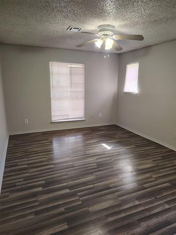 8717 Saint George Way, Midwest City, OK 73110