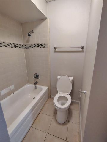 8717 Saint George Way, Midwest City, OK 73110