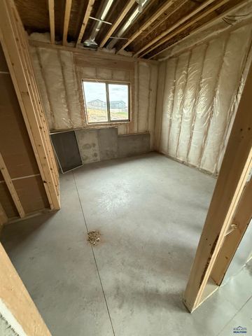 5336 SILVERTON ST, Rapid City, SD 57702