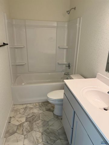 5336 SILVERTON ST, Rapid City, SD 57702