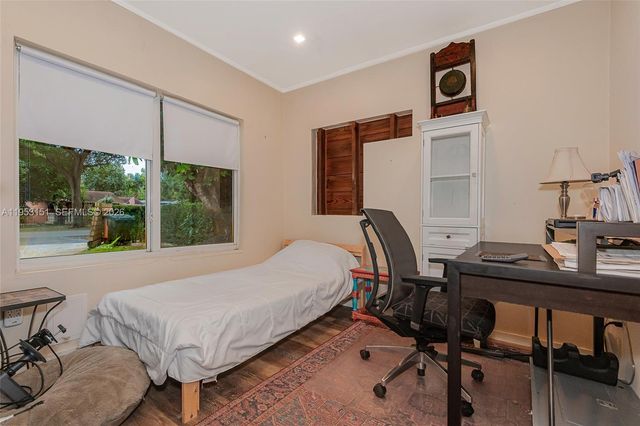 1491 NE 132nd Rd, North Miami, FL 33161