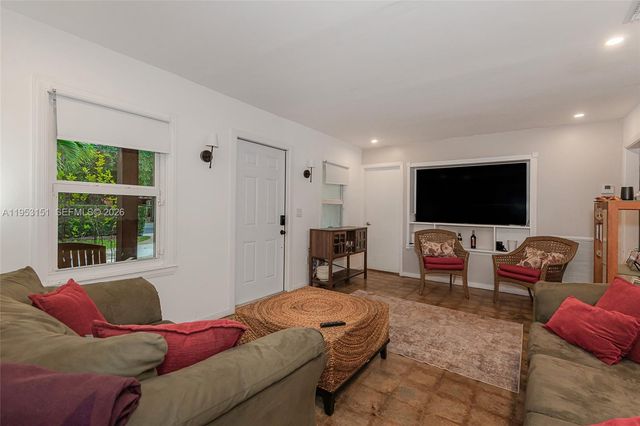 1491 NE 132nd Rd, North Miami, FL 33161