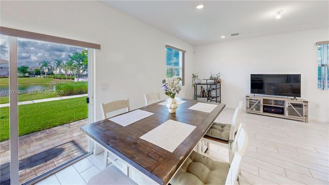 1754 SE 8th Ter, Homestead, FL 33034