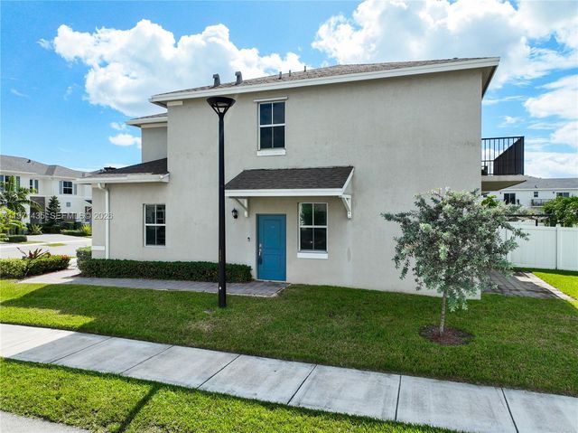 1754 SE 8th Ter, Homestead, FL 33034