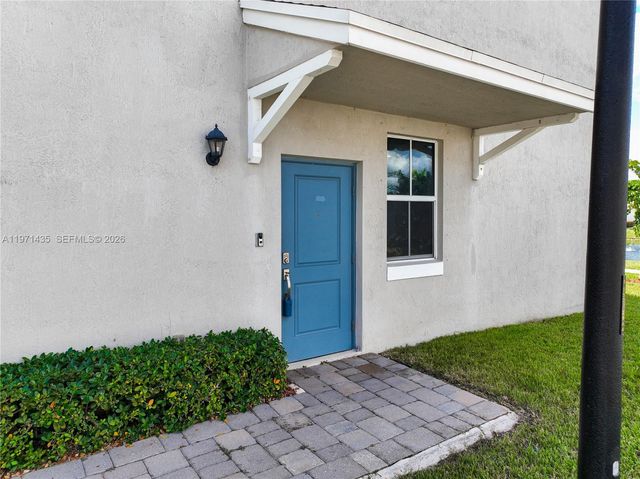 1754 SE 8th Ter, Homestead, FL 33034