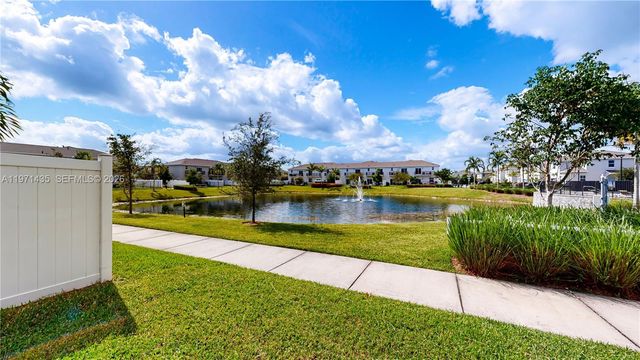 1754 SE 8th Ter, Homestead, FL 33034