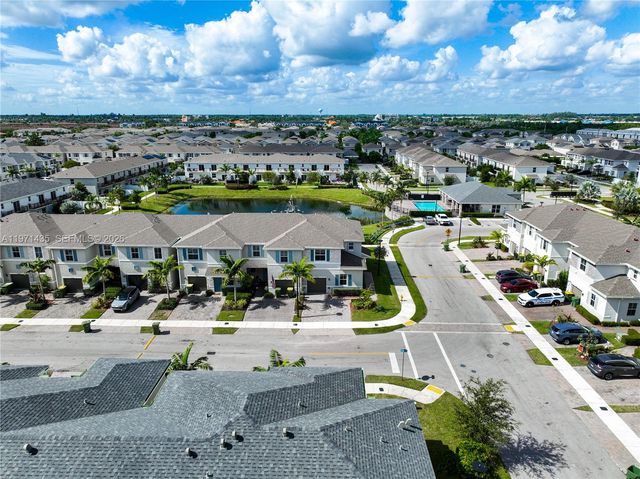 1754 SE 8th Ter, Homestead, FL 33034