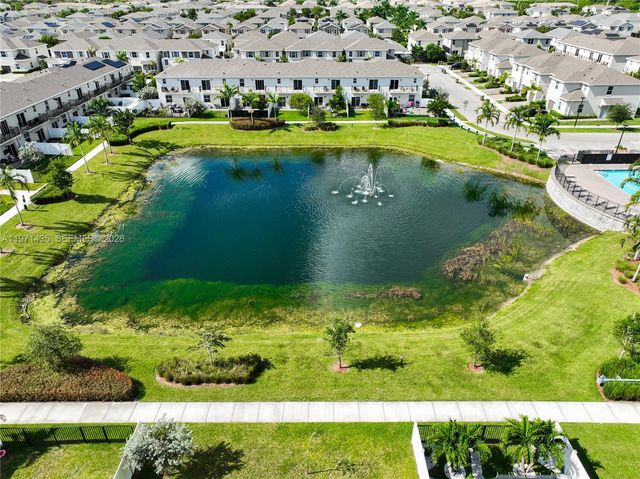 1754 SE 8th Ter, Homestead, FL 33034