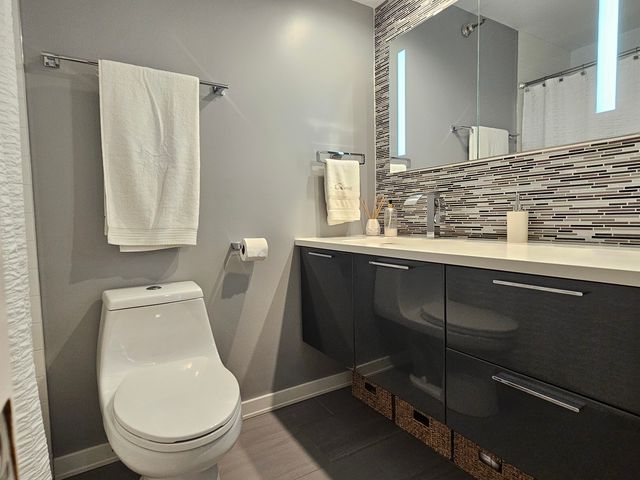 70 W Huron Street 809, Chicago, IL 60654