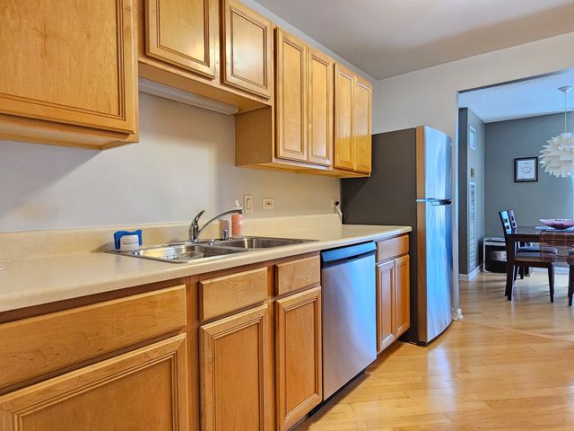 70 W Huron Street 809, Chicago, IL 60654