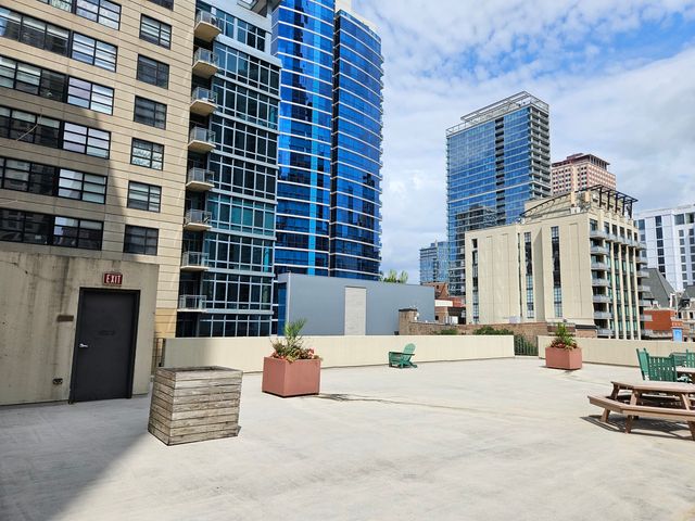 70 W Huron Street 809, Chicago, IL 60654