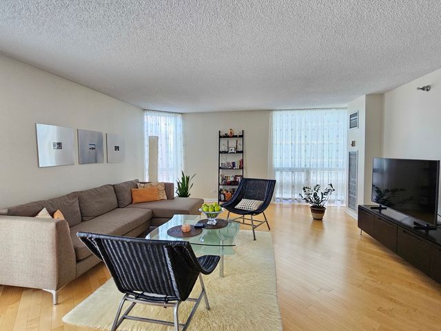 70 W Huron Street 809, Chicago, IL 60654