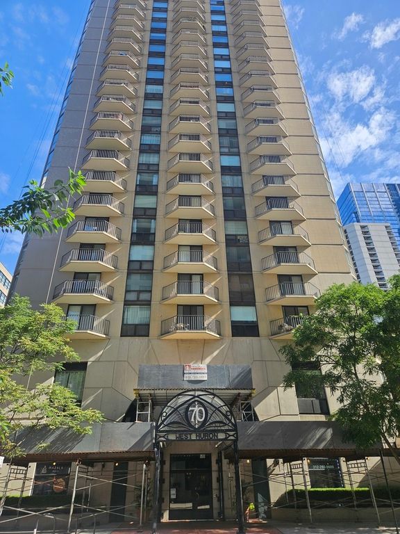 70 W Huron Street 809, Chicago, IL 60654