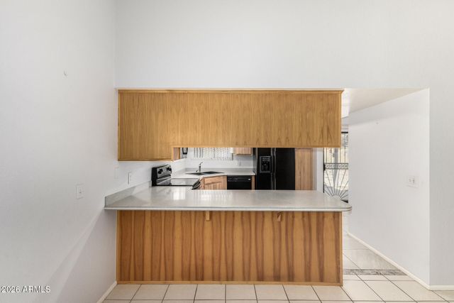 6610 W TURQUOISE Avenue, Glendale, AZ 85302