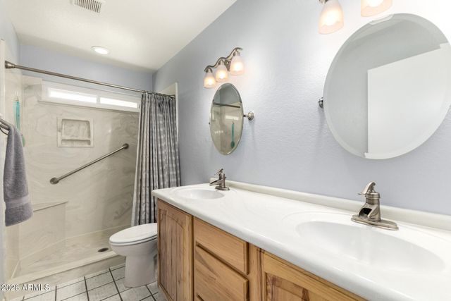 6610 W TURQUOISE Avenue, Glendale, AZ 85302