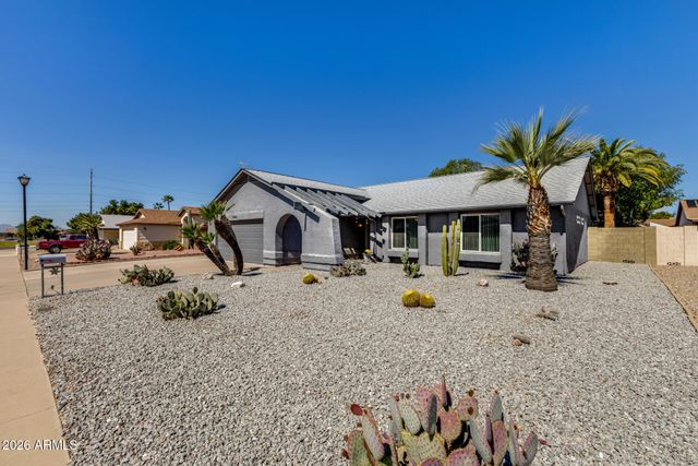 6610 W TURQUOISE Avenue, Glendale, AZ 85302