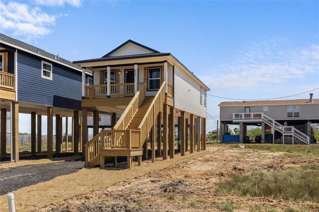 827 22nd Street, San Leon, TX 77539