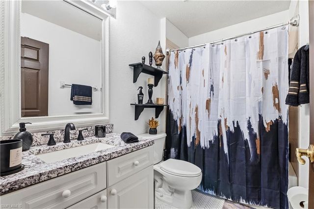 2622 SW 35th LN, Cape Coral, FL 33914