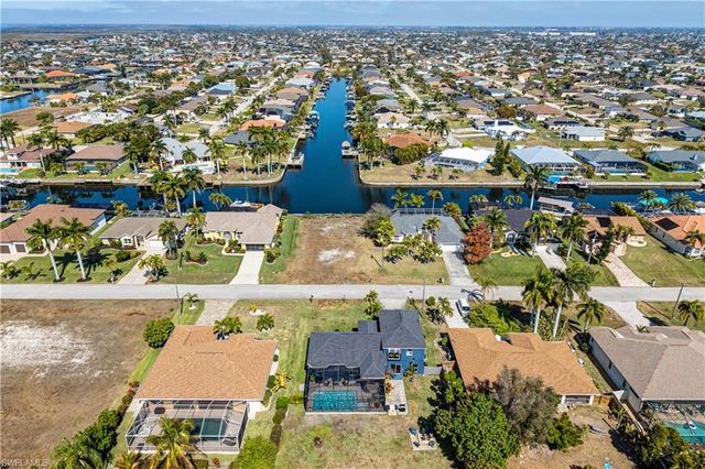 2622 SW 35th LN, Cape Coral, FL 33914