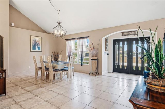 2622 SW 35th LN, Cape Coral, FL 33914