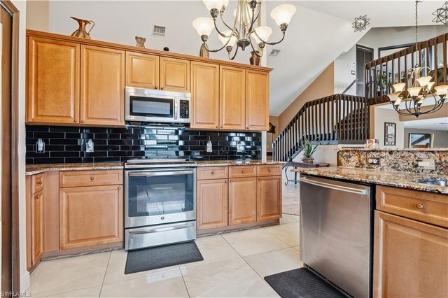 2622 SW 35th LN, Cape Coral, FL 33914