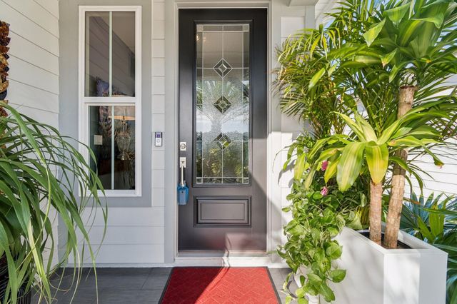 312 Fairlake Cir, St Augustine, FL 32092