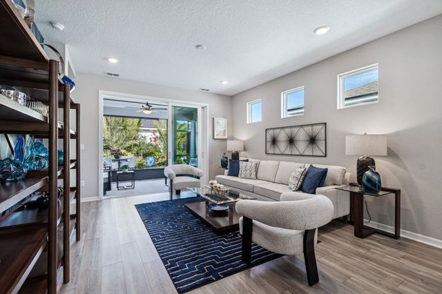 312 Fairlake Cir, St Augustine, FL 32092