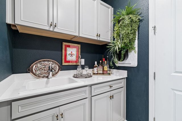 312 Fairlake Cir, St Augustine, FL 32092