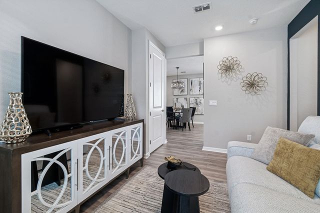 312 Fairlake Cir, St Augustine, FL 32092