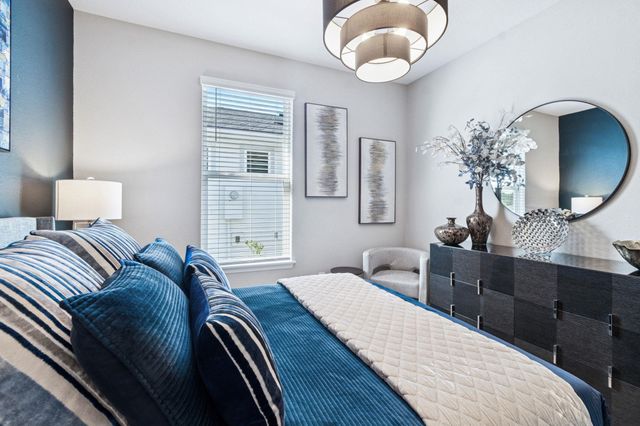 312 Fairlake Cir, St Augustine, FL 32092