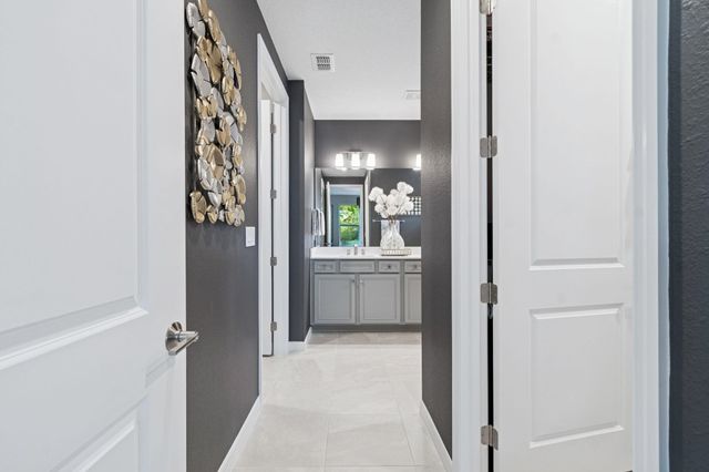 312 Fairlake Cir, St Augustine, FL 32092