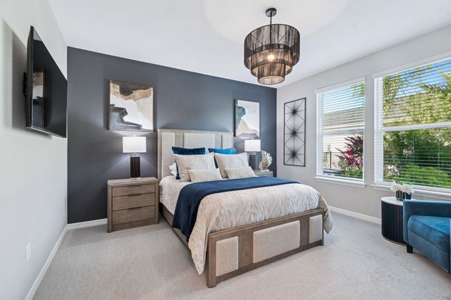 312 Fairlake Cir, St Augustine, FL 32092