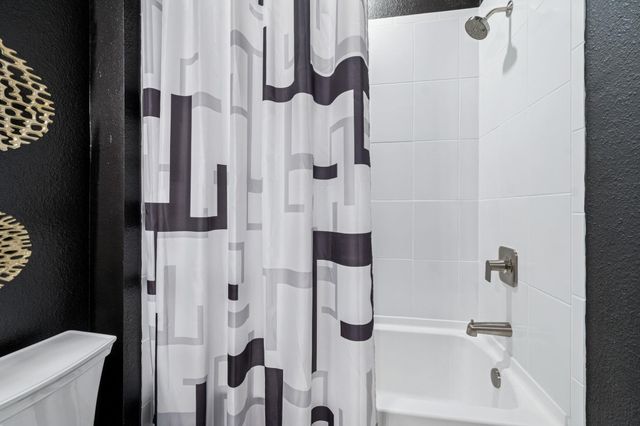 312 Fairlake Cir, St Augustine, FL 32092